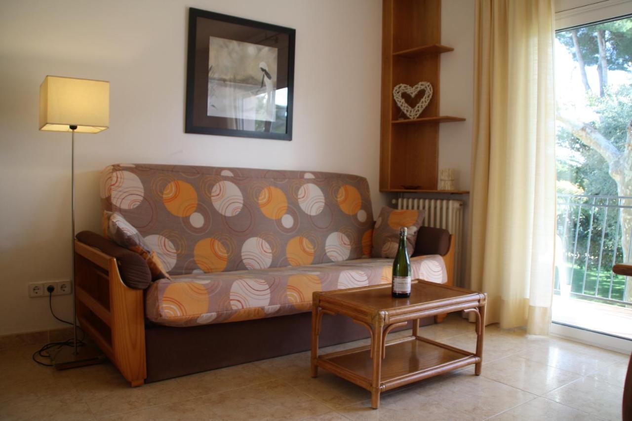 Apartaments Margarita Sabina Pinell Platja d'Aro  Exterior foto