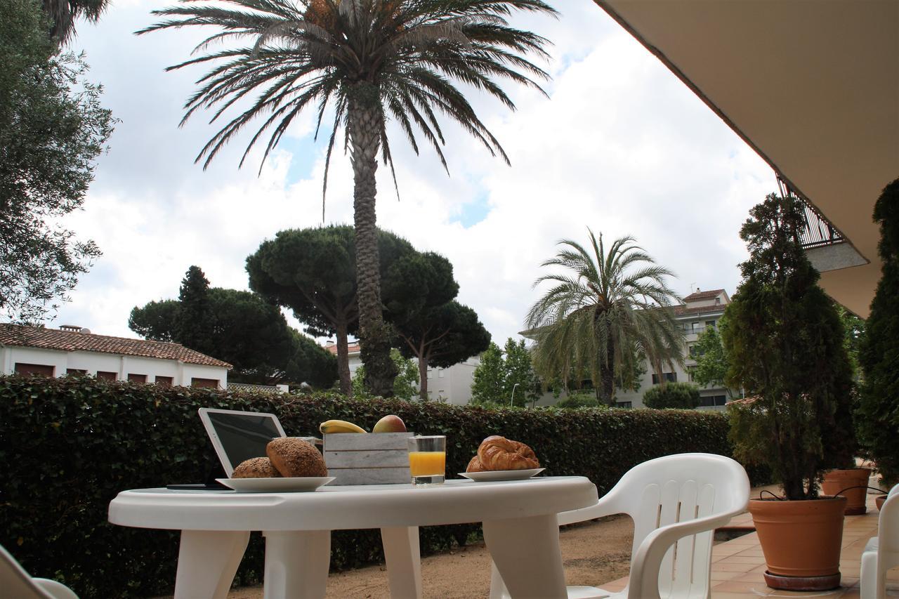 Apartaments Margarita Sabina Pinell Platja d'Aro  Exterior foto