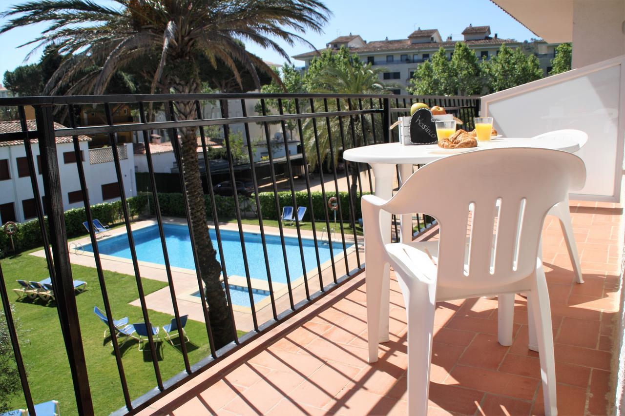 Apartaments Margarita Sabina Pinell Platja d'Aro  Exterior foto