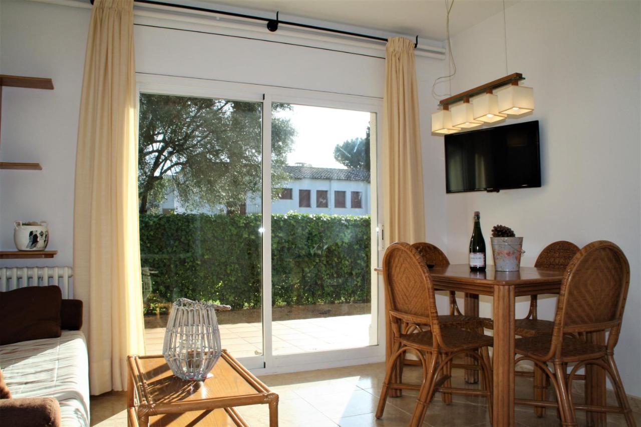 Apartaments Margarita Sabina Pinell Platja d'Aro  Exterior foto