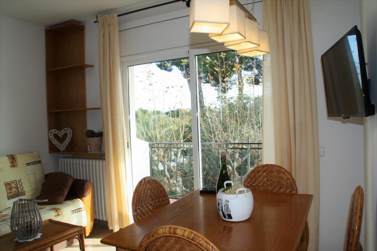 Apartaments Margarita Sabina Pinell Platja d'Aro  Exterior foto