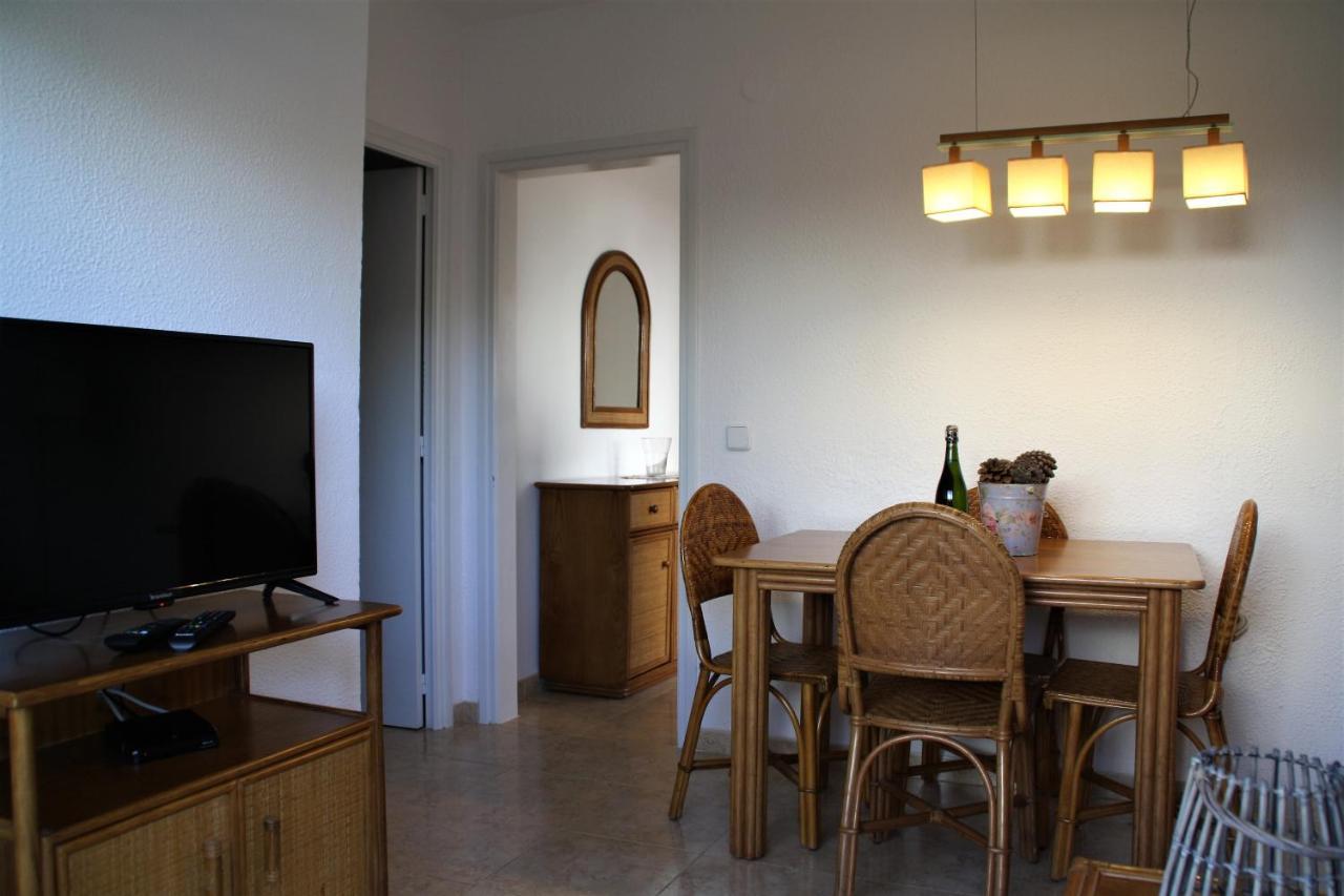 Apartaments Margarita Sabina Pinell Platja d'Aro  Exterior foto