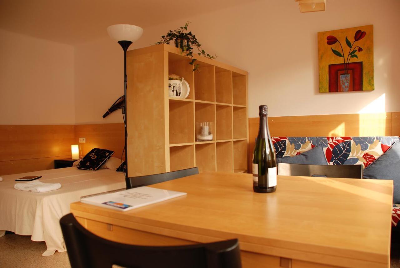 Apartaments Margarita Sabina Pinell Platja d'Aro  Exterior foto